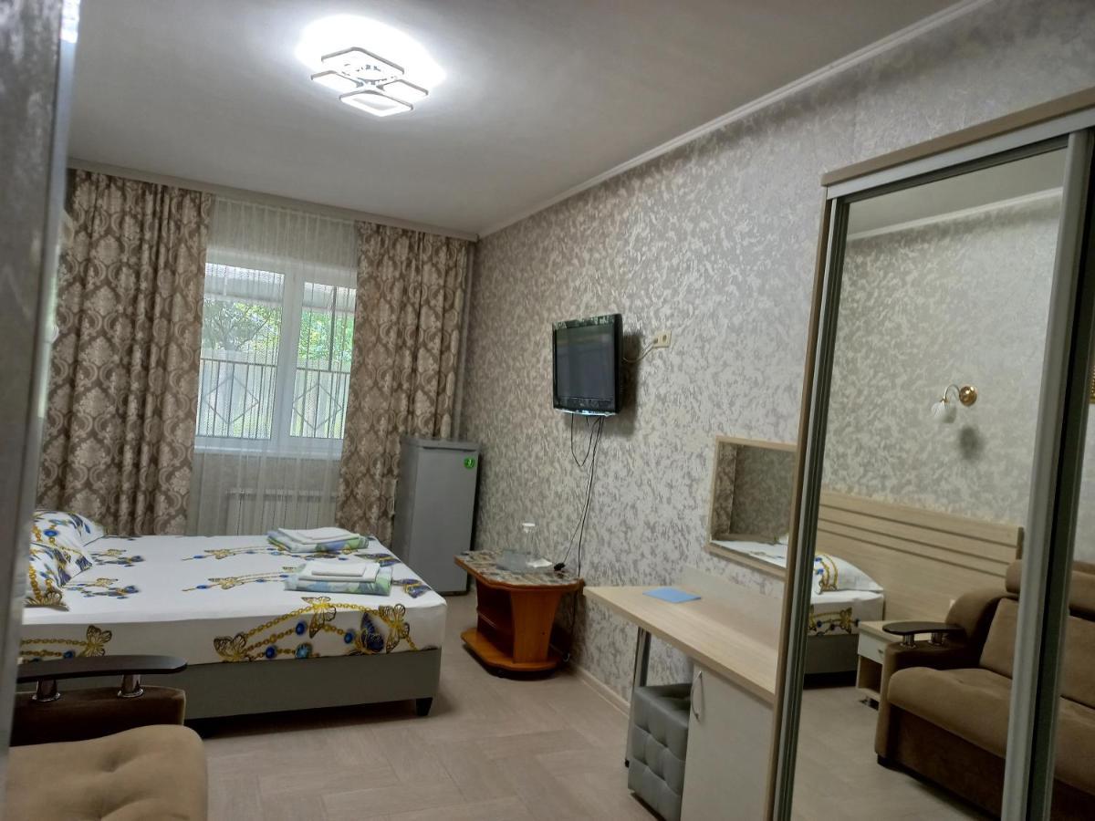 لازارفسكوي Mini-Hotel Zhemchuzhina المظهر الخارجي الصورة