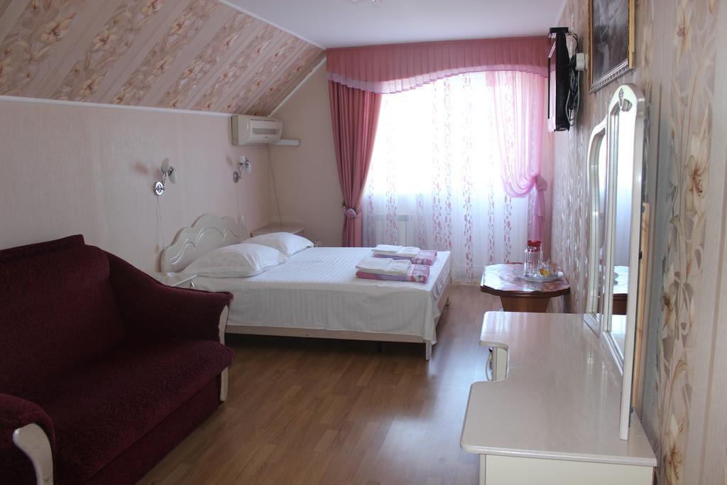 لازارفسكوي Mini-Hotel Zhemchuzhina المظهر الخارجي الصورة